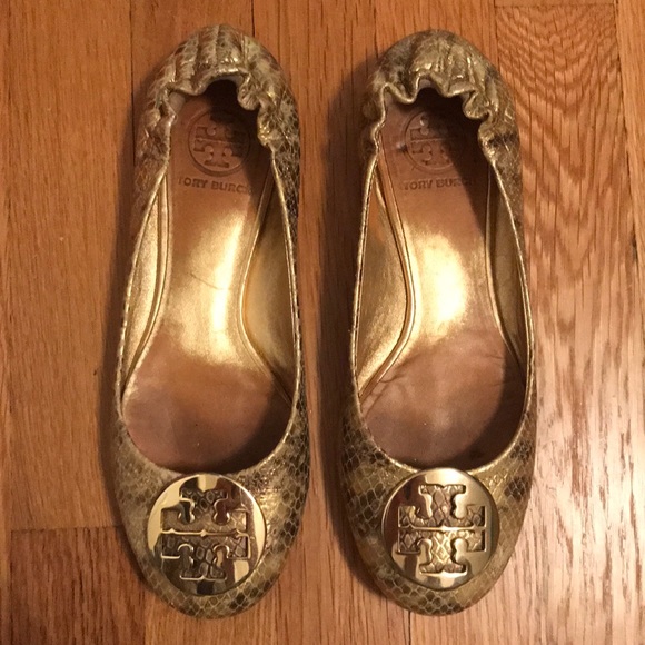 Tory Burch Gold Python Flats - Picture 1 of 4